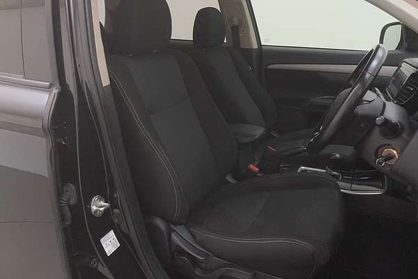 2018 Mitsubishi Outlander ES ZL