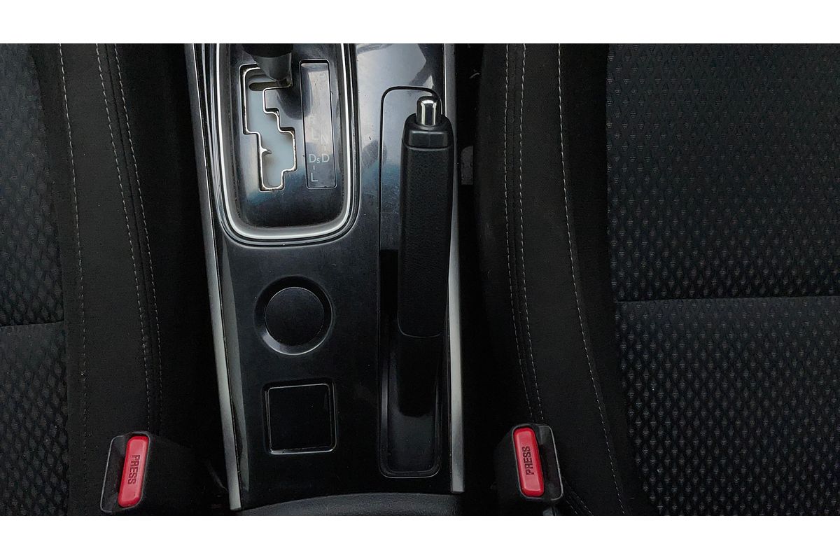2018 Mitsubishi Outlander ES ZL