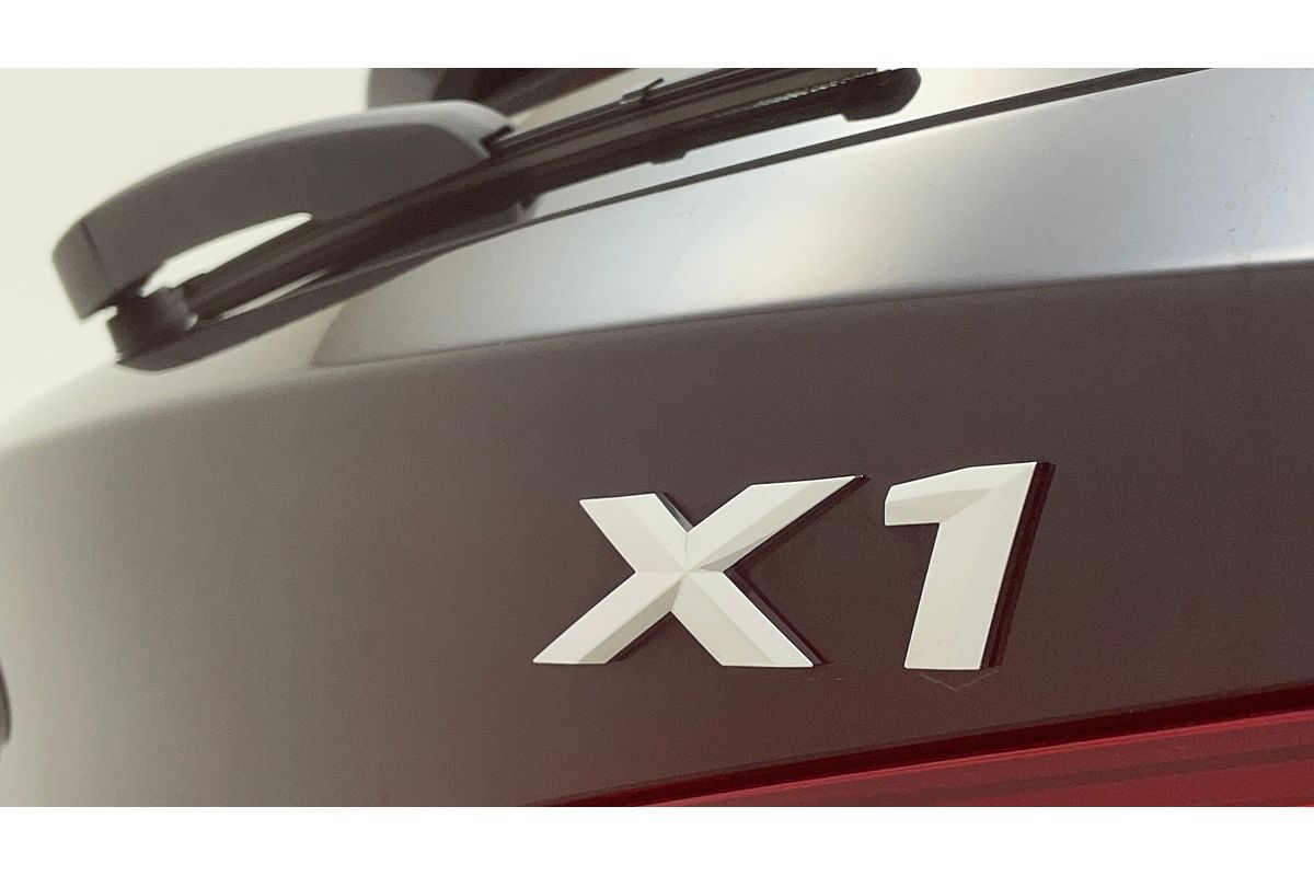 2017 BMW X1 sDrive18d F48