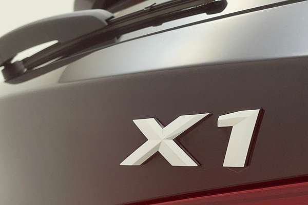 2017 BMW X1 sDrive18d F48