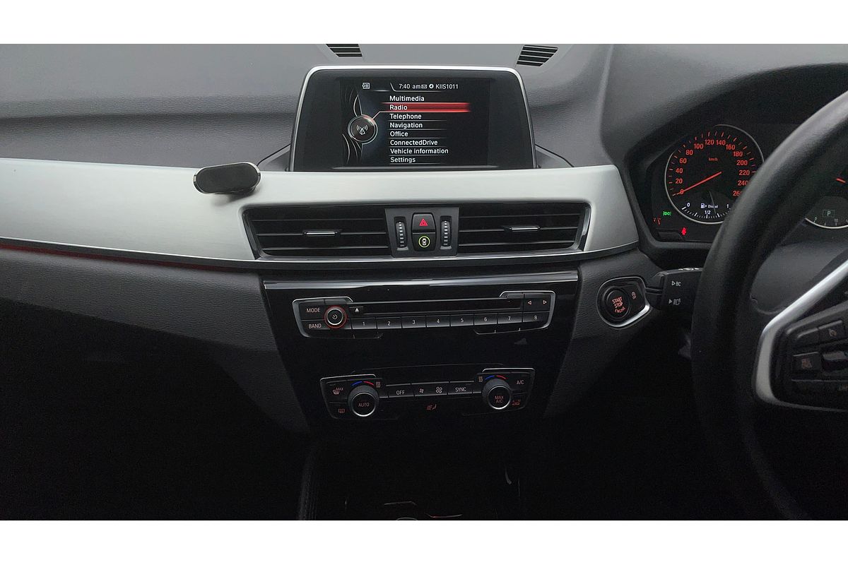 2017 BMW X1 sDrive18d F48