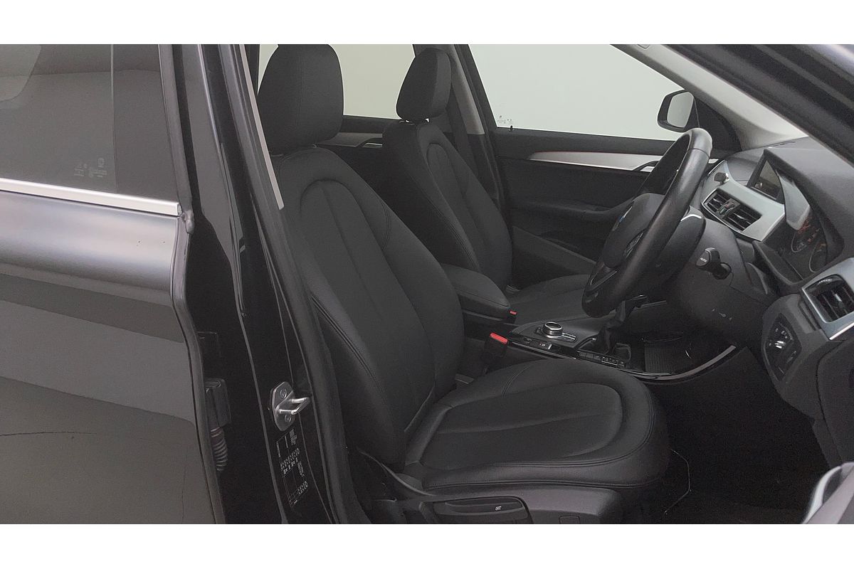 2017 BMW X1 sDrive18d F48