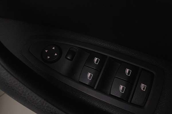 2017 BMW X1 sDrive18d F48