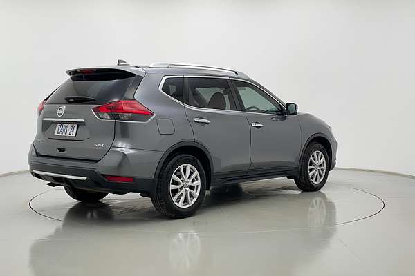 2017 Nissan X-TRAIL ST-L T32 Series II