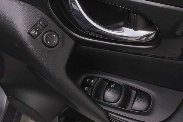 2017 Nissan X-TRAIL ST-L T32 Series II