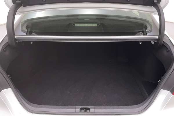 2018 Toyota Camry Ascent AXVH71R