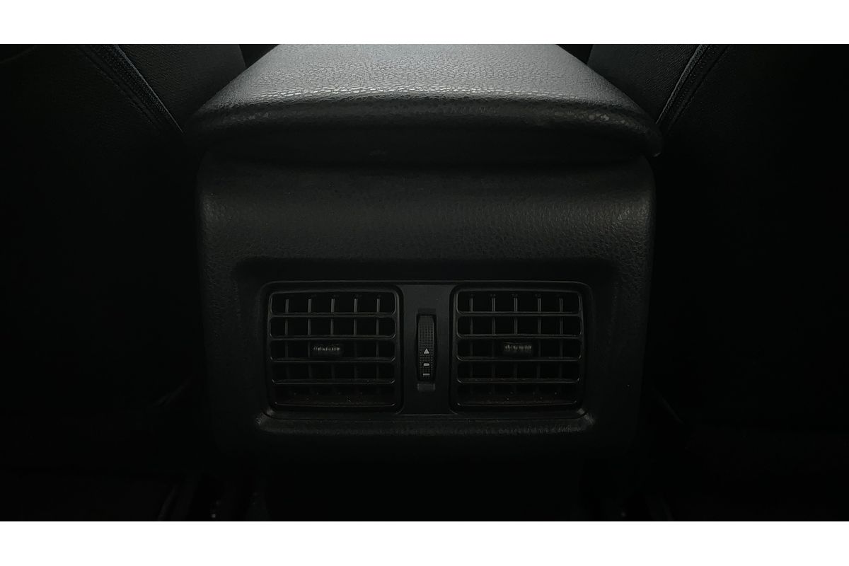 2018 Toyota Camry Ascent AXVH71R