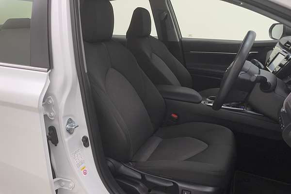 2018 Toyota Camry Ascent AXVH71R