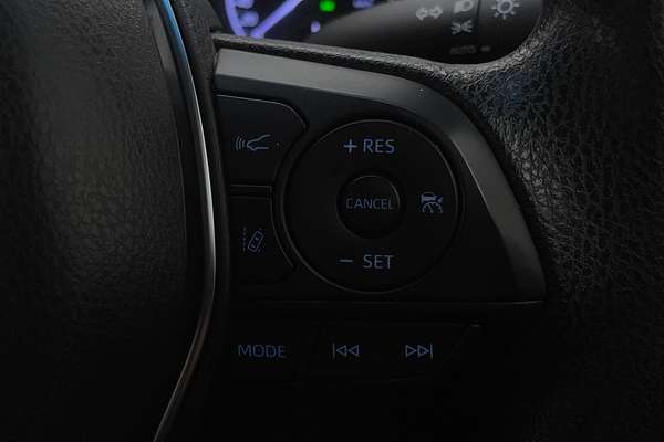 2018 Toyota Camry Ascent AXVH71R