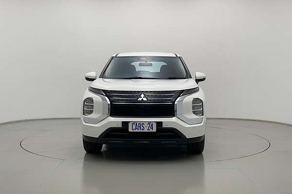 2023 Mitsubishi Outlander ES ZM