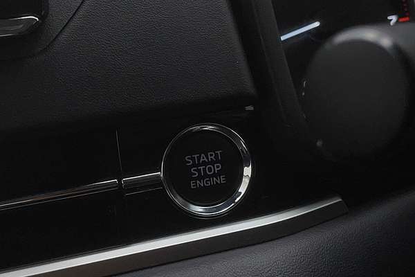 2023 Mitsubishi Outlander ES ZM