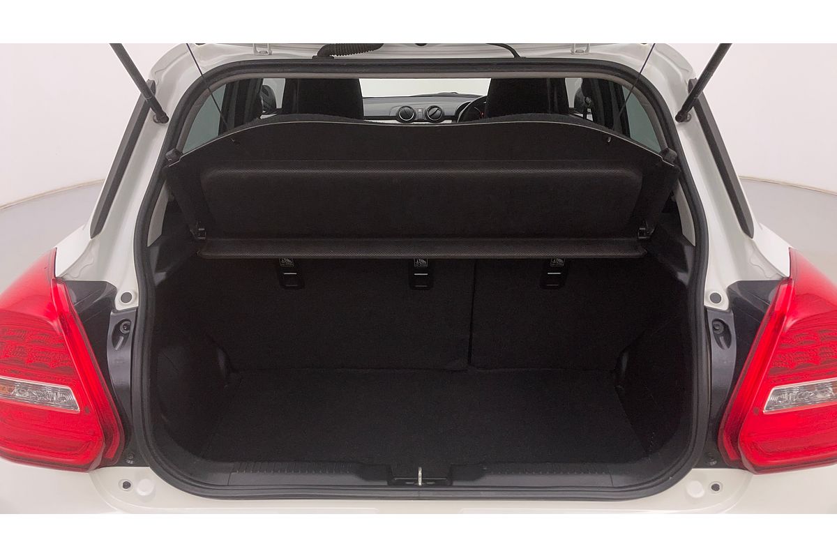 2018 Suzuki Swift GL Navigator AZ