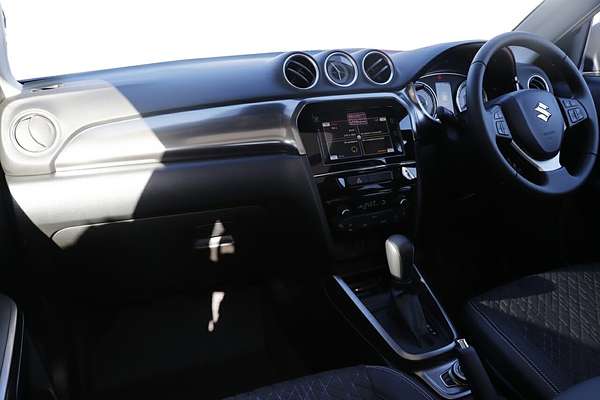 2023 Suzuki Vitara Turbo LY Series II
