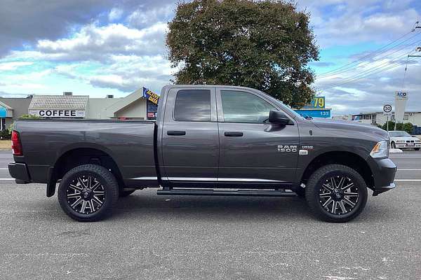 2019 RAM 1500 Express DS 4X4 SWB