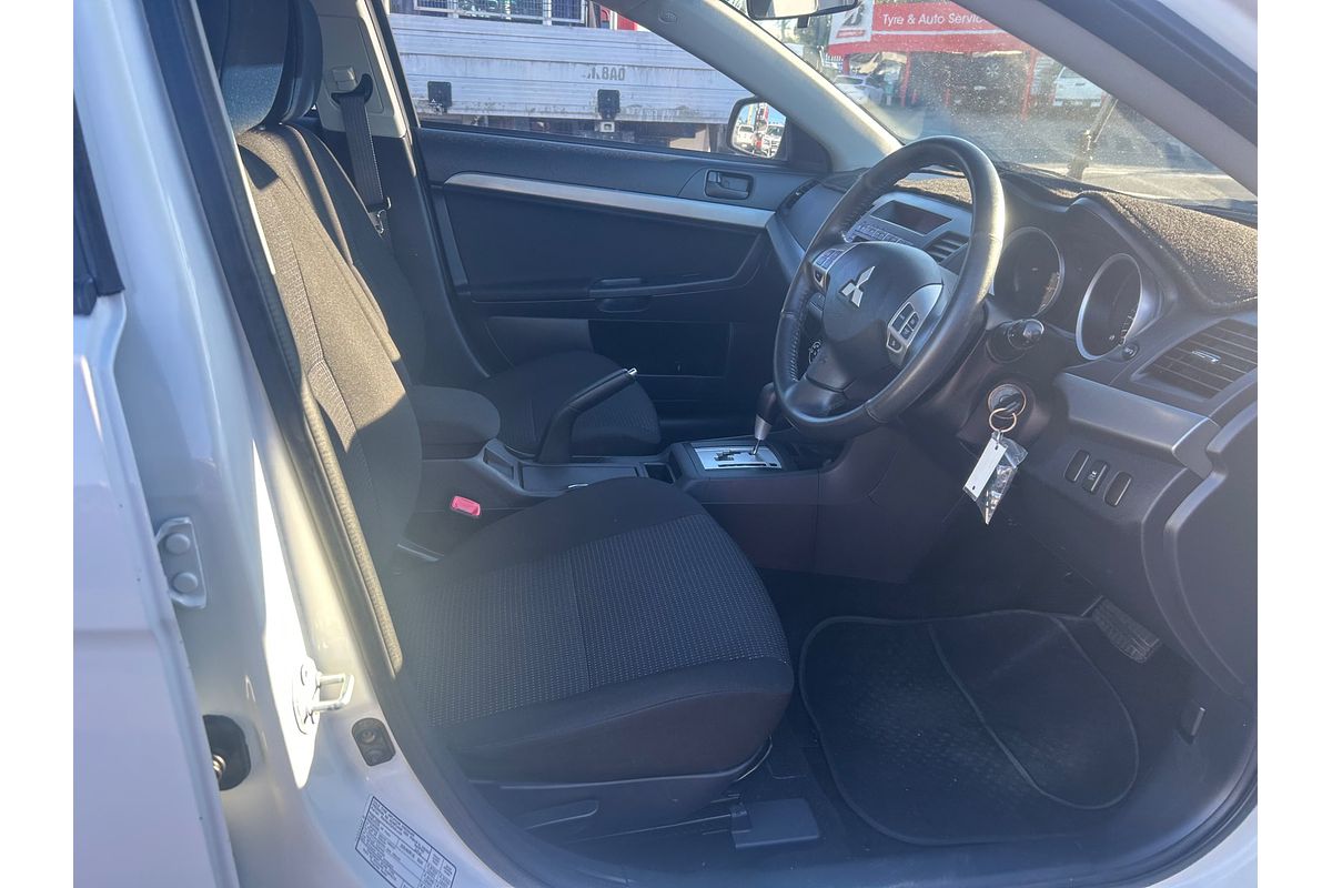 2011 Mitsubishi Lancer SX CJ