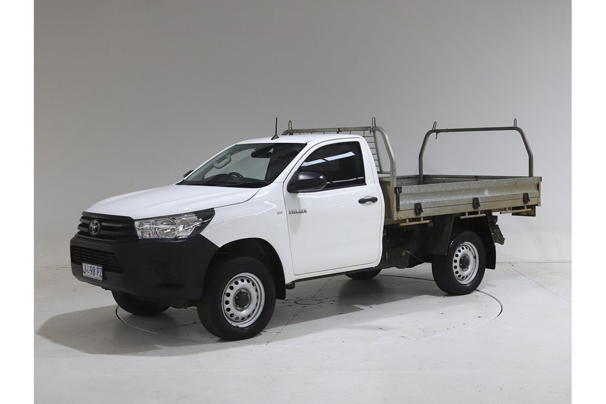 Hilux 4x4 Workmate 2.4L T Diesel Manual Single Cab C/C