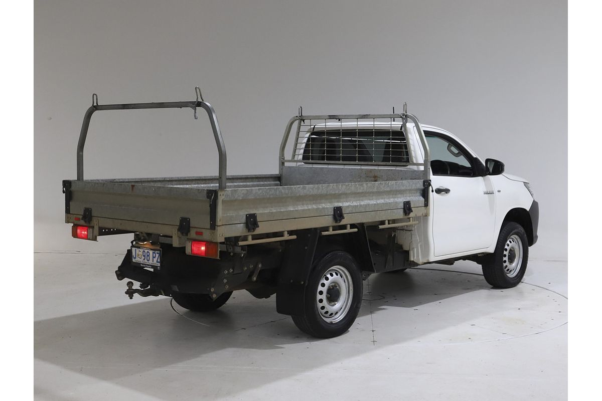 Hilux 4x4 Workmate 2.4L T Diesel Manual Single Cab C/C