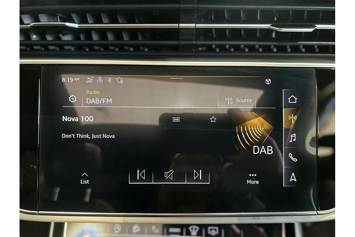 2023 Audi Q7 55 TFSI S line 4M