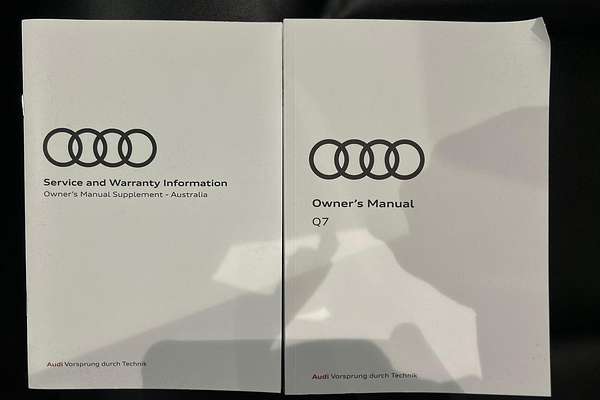 2023 Audi Q7 55 TFSI S line 4M