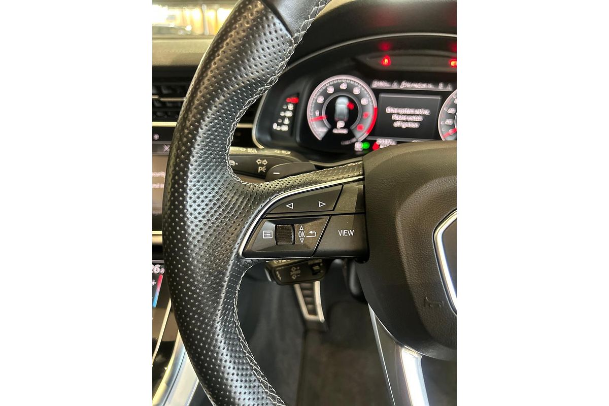 2023 Audi Q7 55 TFSI S line 4M