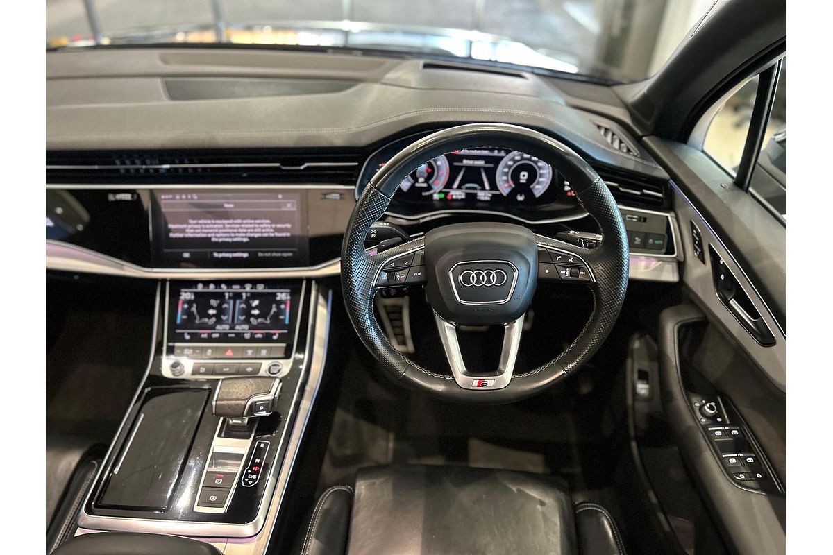 2023 Audi Q7 55 TFSI S line 4M