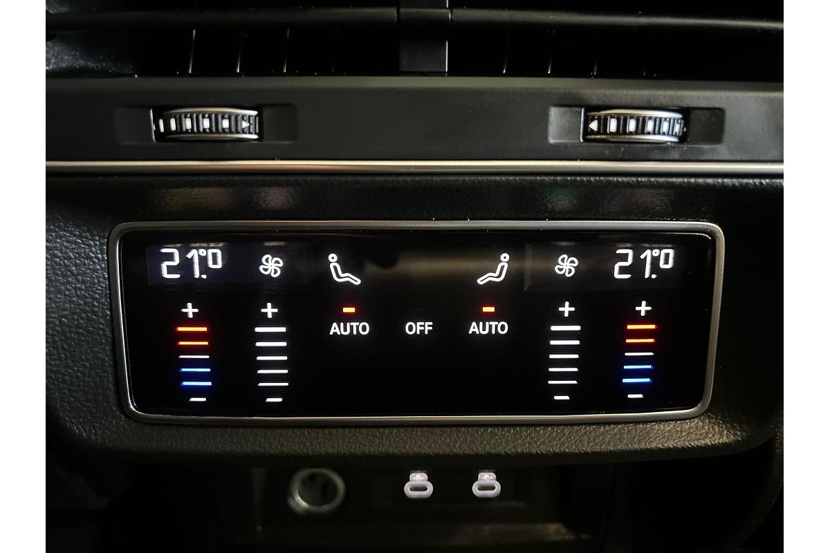 2023 Audi Q7 55 TFSI S line 4M