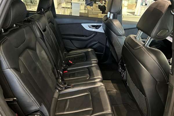 2023 Audi Q7 55 TFSI S line 4M