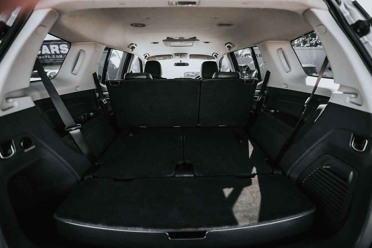 2015 Isuzu MU-X LS-T