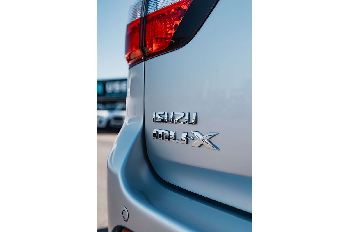 2015 Isuzu MU-X LS-T