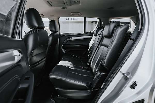 2015 Isuzu MU-X LS-T