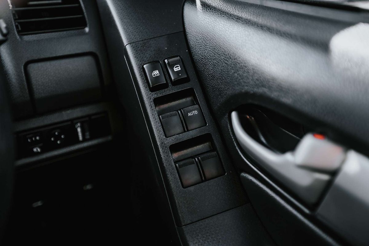 2015 Isuzu MU-X LS-T