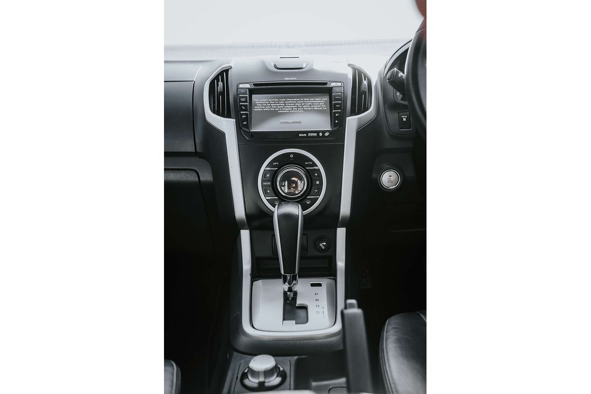2015 Isuzu MU-X LS-T