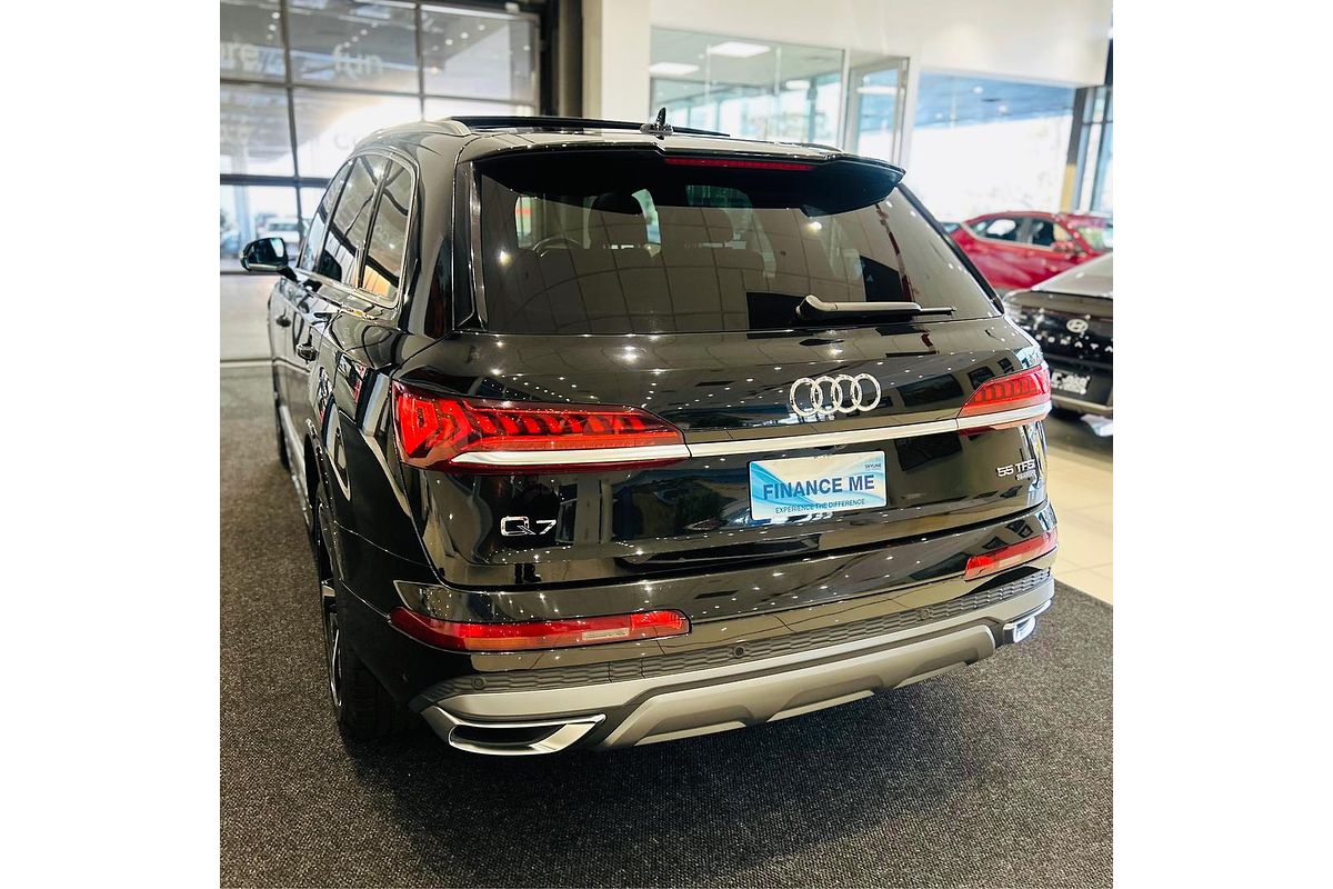 2023 Audi Q7 55 TFSI S line 4M