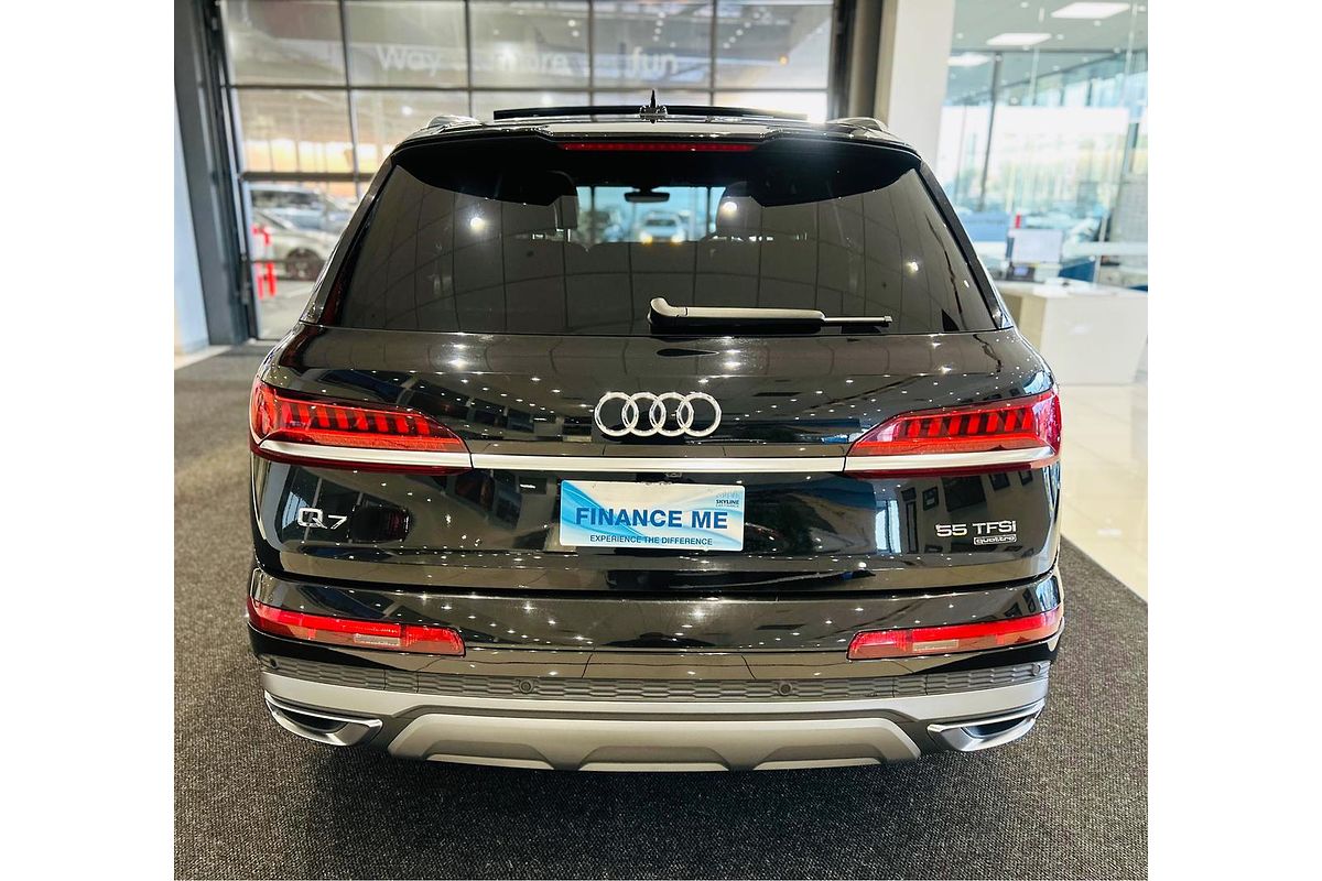 2023 Audi Q7 55 TFSI S line 4M