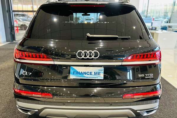2023 Audi Q7 55 TFSI S line 4M