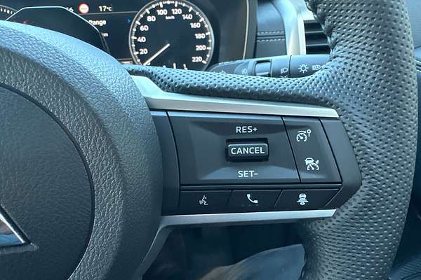 2025 Mitsubishi Triton GLS MV 4X4