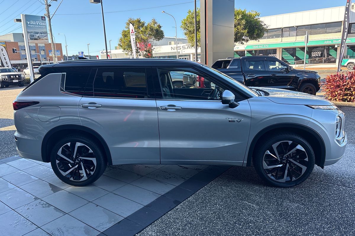 2024 Mitsubishi Outlander PHEV Exceed Tourer ZM