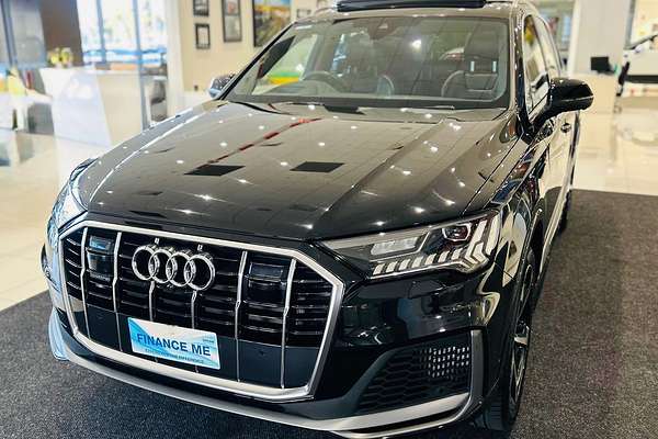 2023 Audi Q7 55 TFSI S line 4M