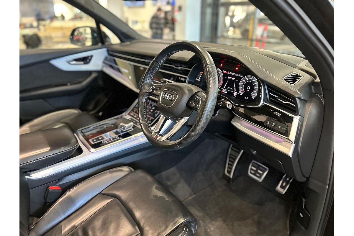 2023 Audi Q7 55 TFSI S line 4M