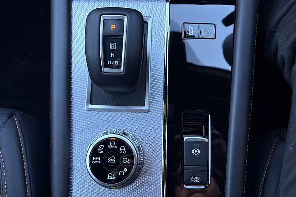 2024 Mitsubishi Outlander PHEV Exceed Tourer ZM