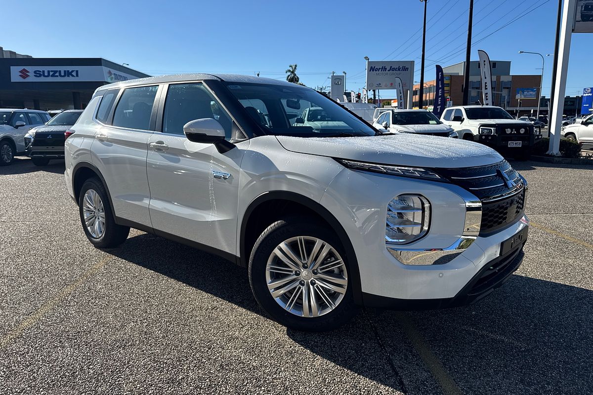 2024 Mitsubishi Outlander PHEV ES ZM