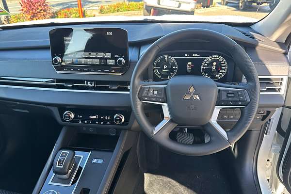 2024 Mitsubishi Outlander PHEV ES ZM
