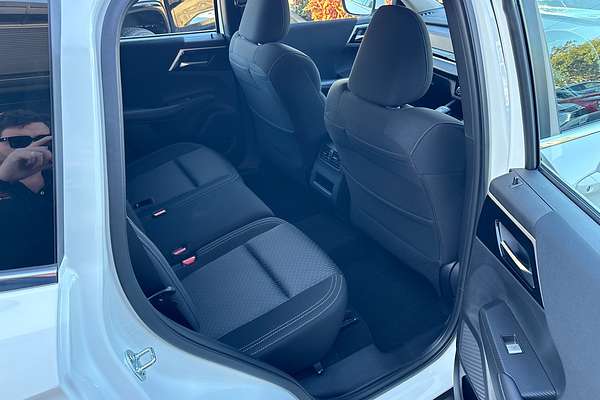 2024 Mitsubishi Outlander ES ZM