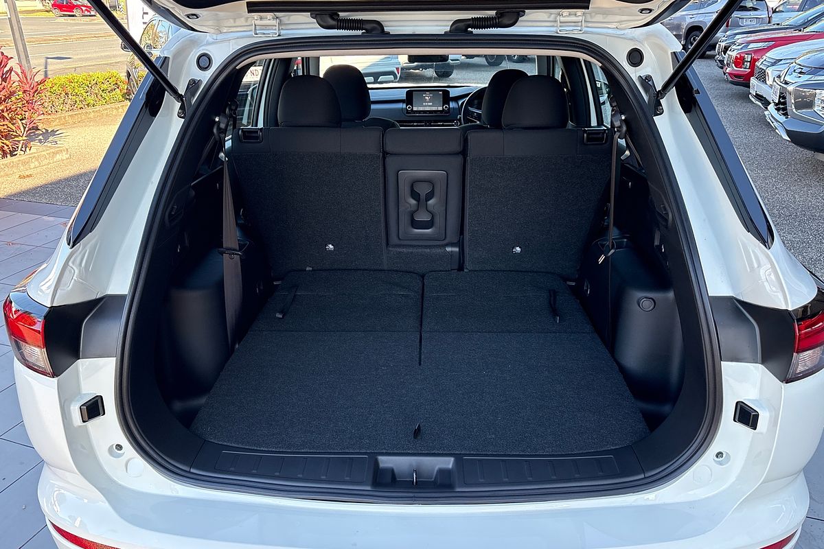 2024 Mitsubishi Outlander ES ZM