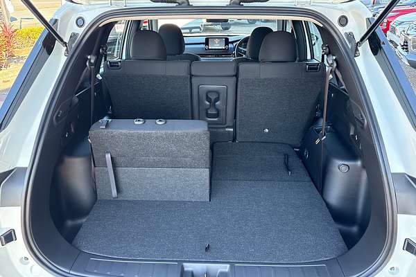 2024 Mitsubishi Outlander ES ZM