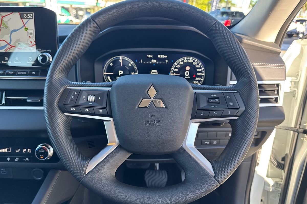 2024 Mitsubishi Outlander PHEV ES ZM