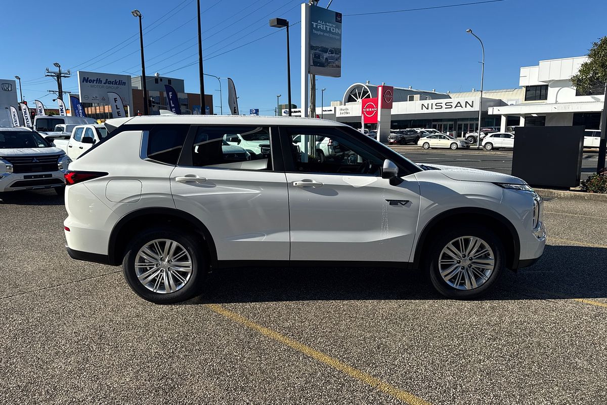 2024 Mitsubishi Outlander PHEV ES ZM