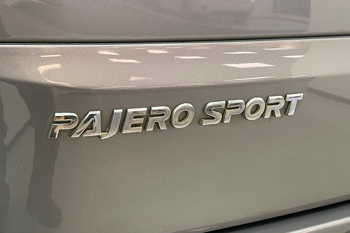 2018 Mitsubishi Pajero Sport GLX QE