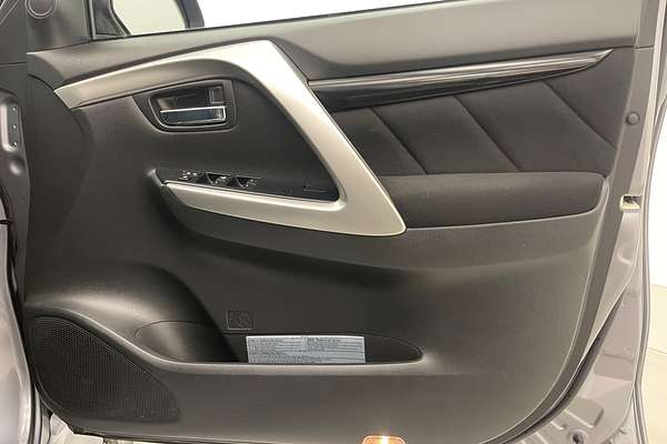 2018 Mitsubishi Pajero Sport GLX QE
