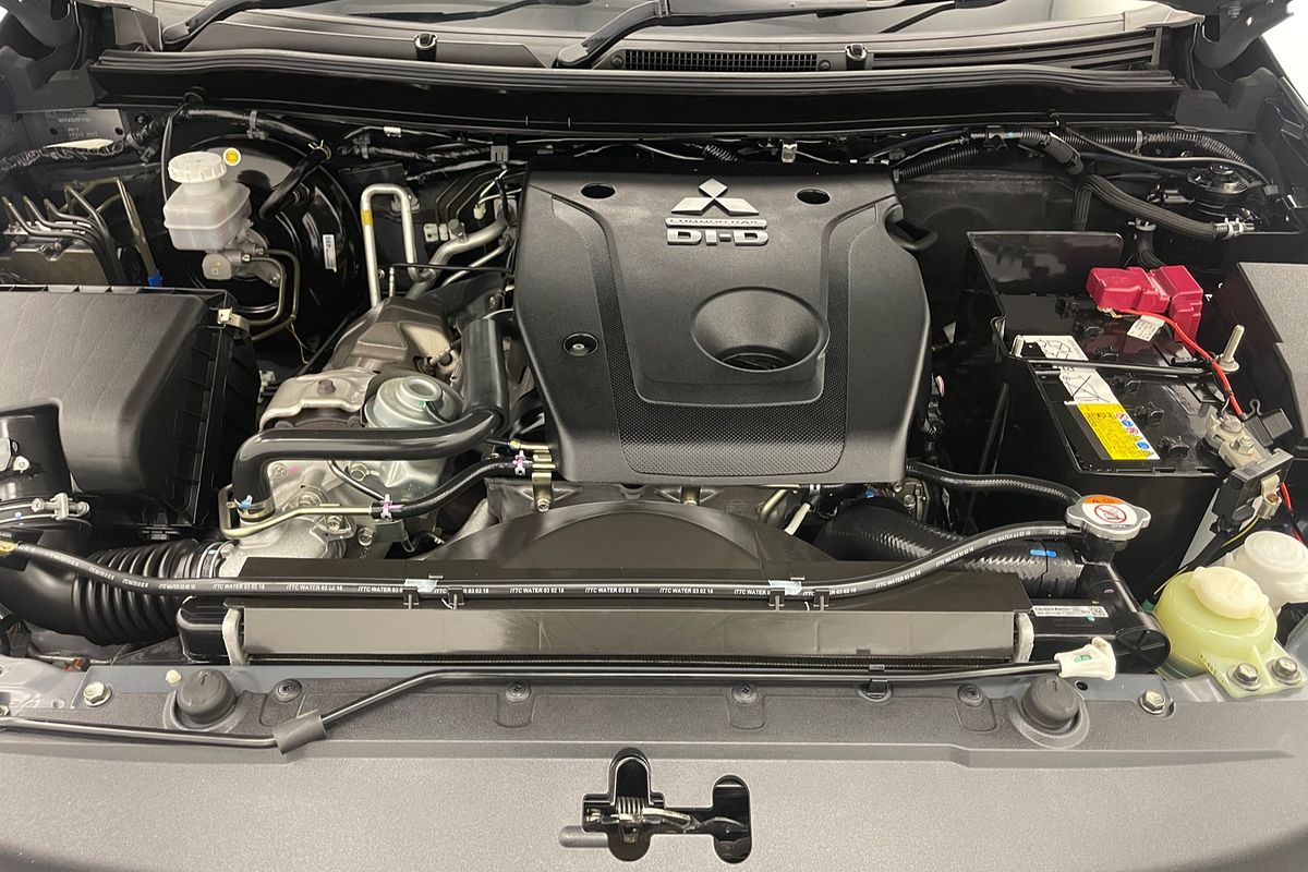 2018 Mitsubishi Pajero Sport GLX QE